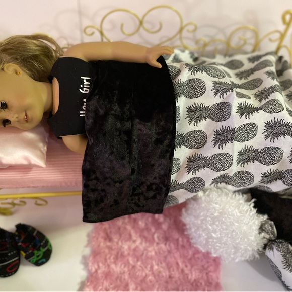 Reversible minky doll bedding set - Picture 10 of 13